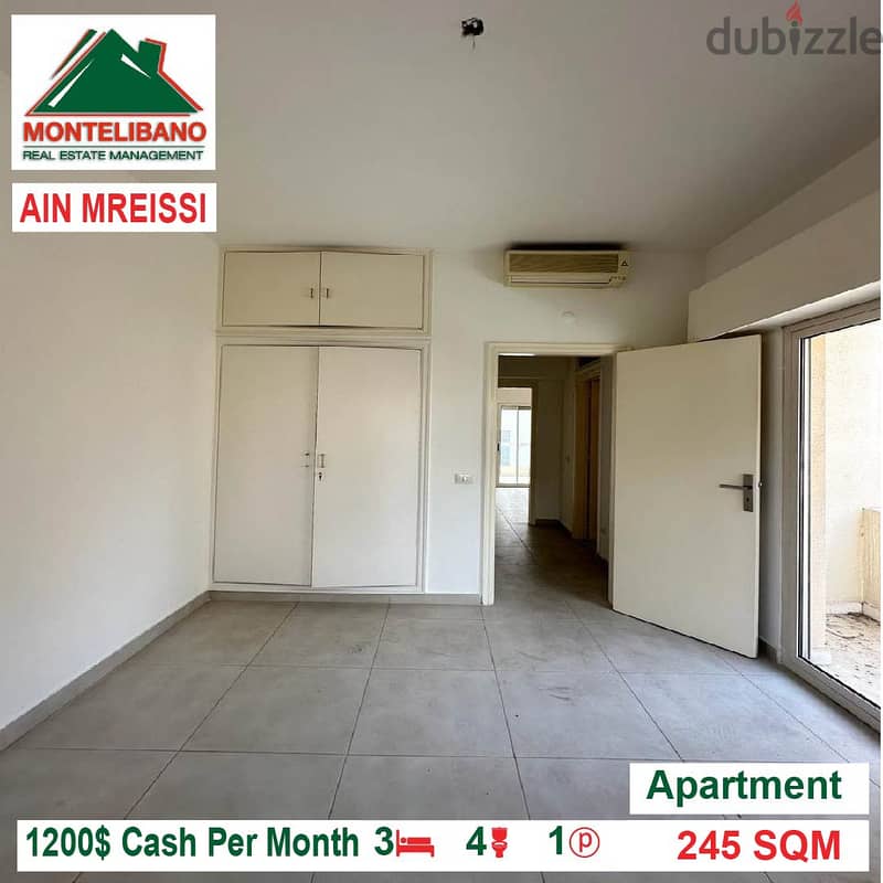 1200$!! Apartment for rent located in Ain El Mreissi 2