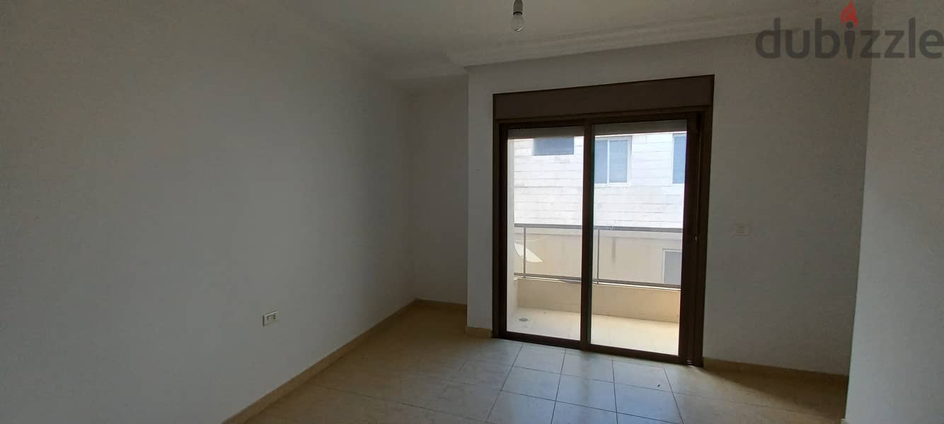 RWK262EM - Apartment For Rent In Haret Sakher شقة للإيجار في حارة صخر 3