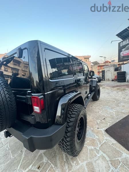 Jeep wrangler unlimited Sahara 8