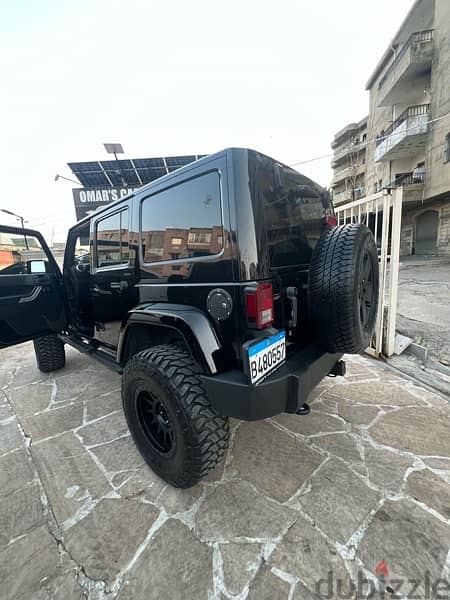 Jeep wrangler unlimited Sahara 9