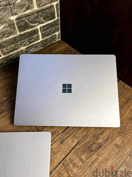 Microsoft Surface Laptop 3 1