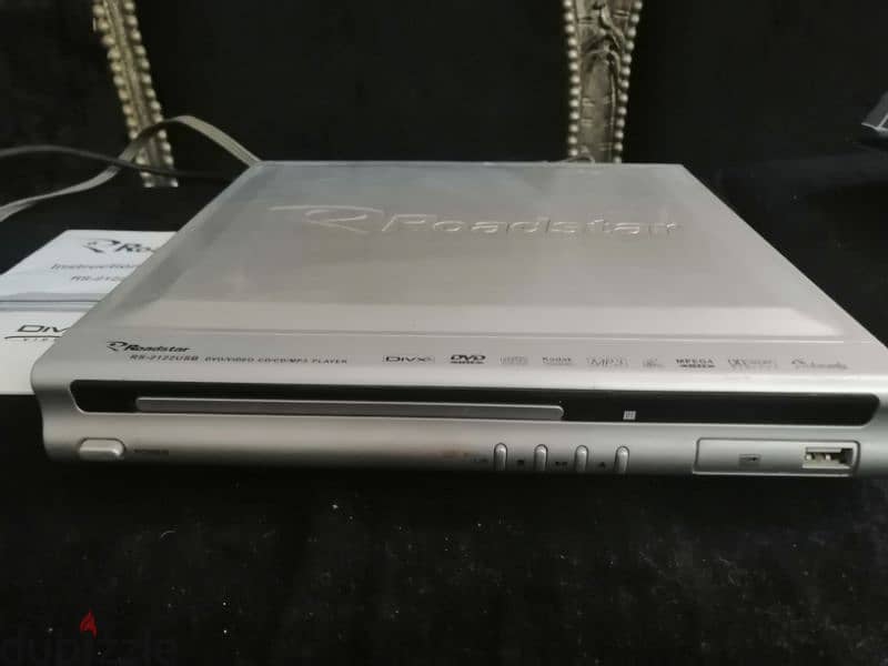 Dvd player great condition 1