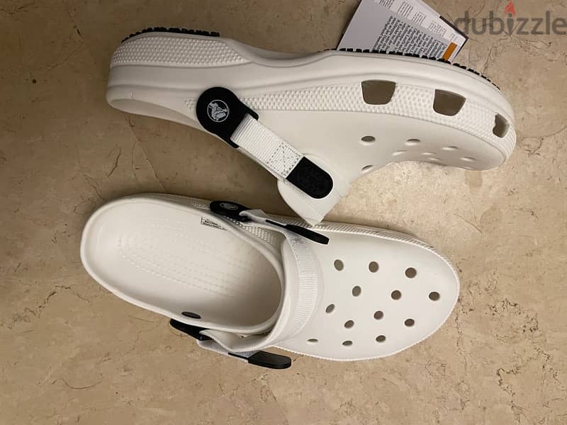 crocs size 11 brand new 1