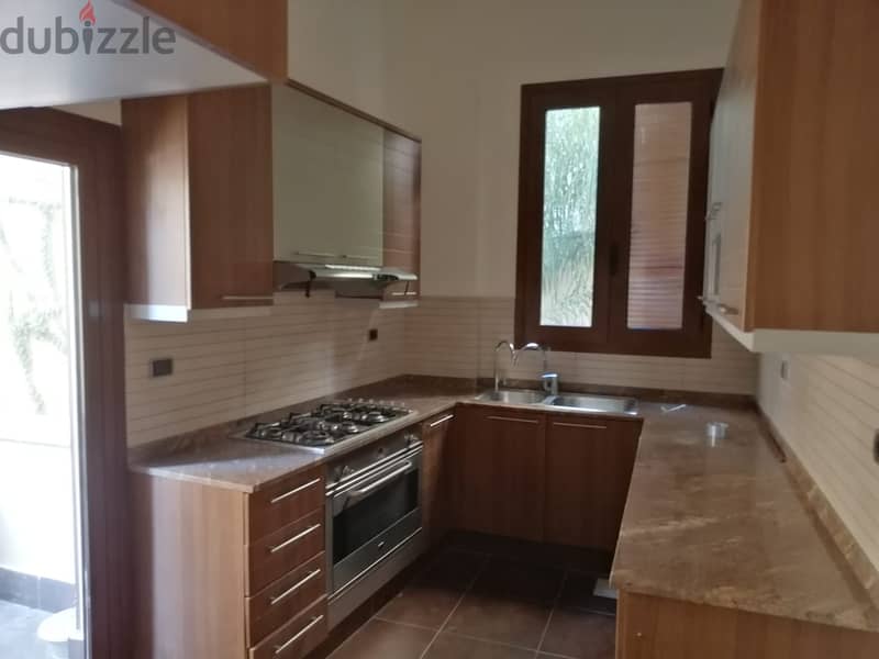 L07125-Traditional 2-Bedroom Apartment for Rent in Carre D'or Achrafie 1