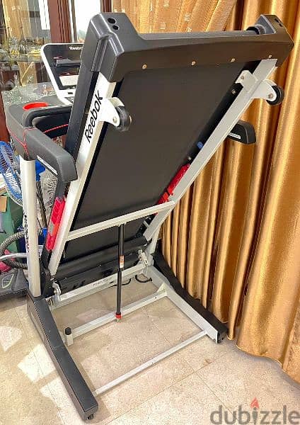 REEBOK Fitness Jet 100 Series Treadmill 3
