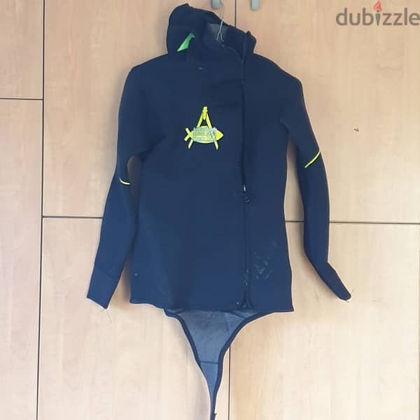 Diving suit size 3 1