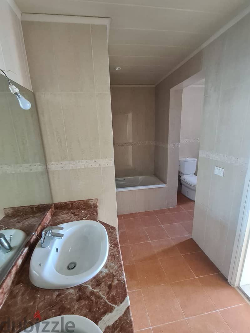 Apartment for sale in Ain Saade Cash REF#84589559HC 3