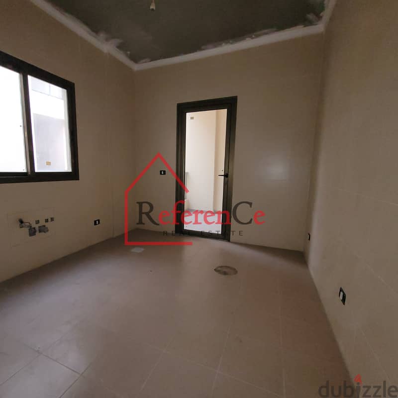 new apartment in dekwaneh شقة للبيع في الدكوانة 2