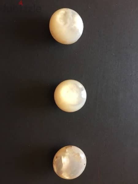 Pearls  /  3 Pieces 1