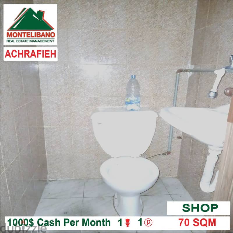 1000$!! Prime Location Shop for rent located in Achrafieh 1