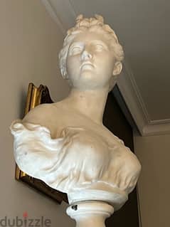 sculpture marble of lady diana