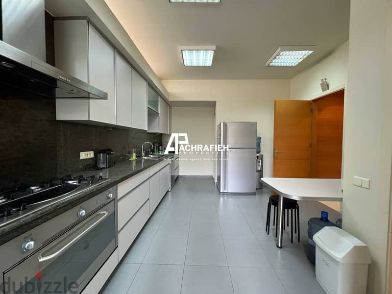 250 Sqm - Apartment For Rent In Achrafieh - شقة للأجار في الأشرفية 7