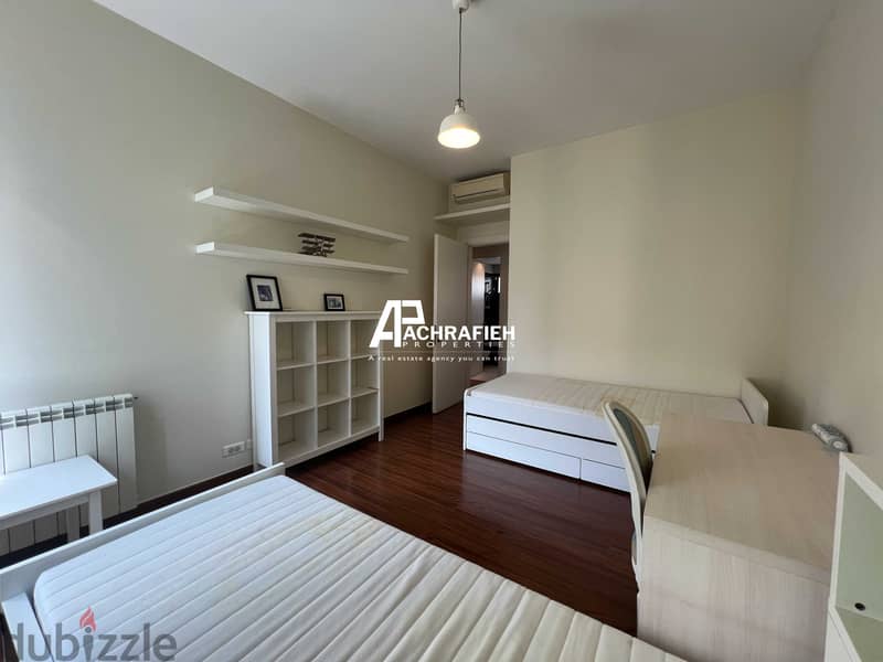 250 Sqm - Apartment For Rent In Achrafieh - شقة للأجار في الأشرفية 17