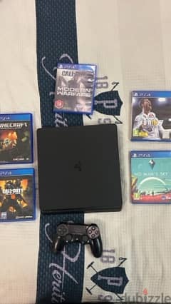 Ps4 slim w controller and 5 video games