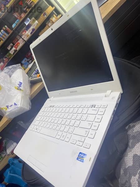 samsun laptop for sale 100$ 1