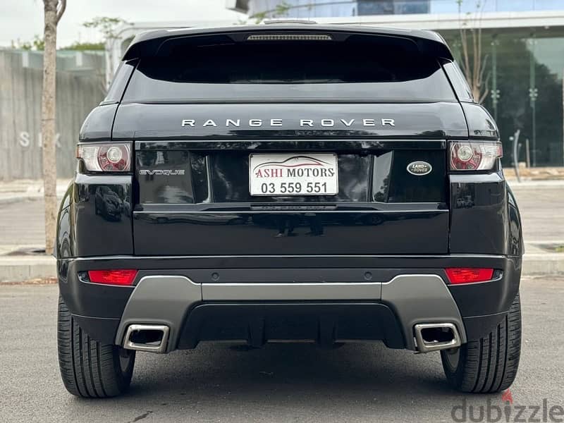 2015 Range Rover Evoque Dynamic black in black like New 5