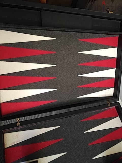 Vintage backgammon deluxe edition - Not Negotiable 1