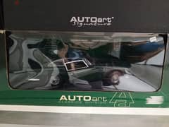 Aston Martin DB5 AutoArt 1/18 never displayed