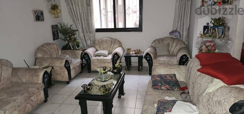 Apartment for Sale in Ain El Remmaneh - شقة للبيع في منطقة عين الرمانة 1