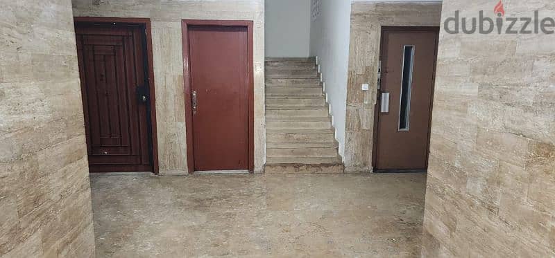 Apartment for Sale in Ain El Remmaneh - شقة للبيع في منطقة عين الرمانة 5