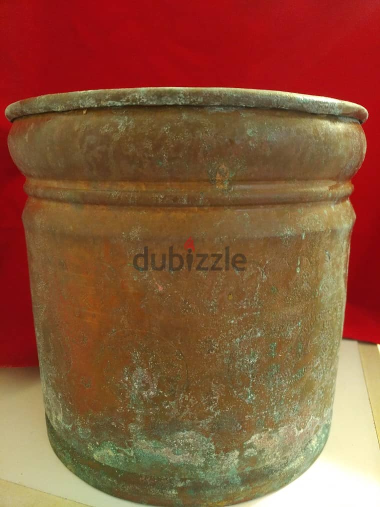 Very old copper cache pot (round) 1