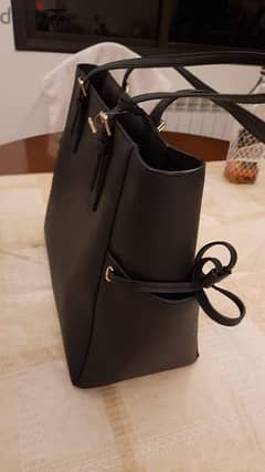 Michael Kors - Black handbag
