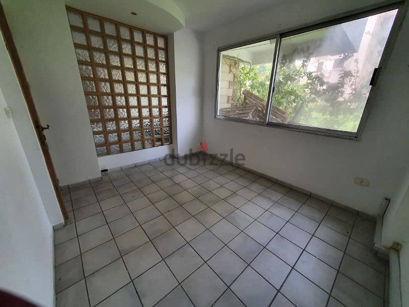 Spacious Offices in the Heart of Tripoli ($550) 10