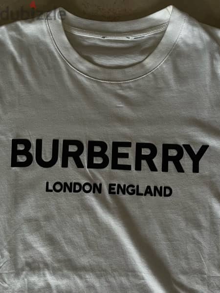 Burberry tshirt 1