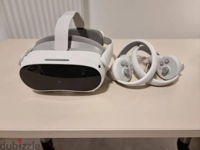 Pico 4 All-in-one VR headset 1