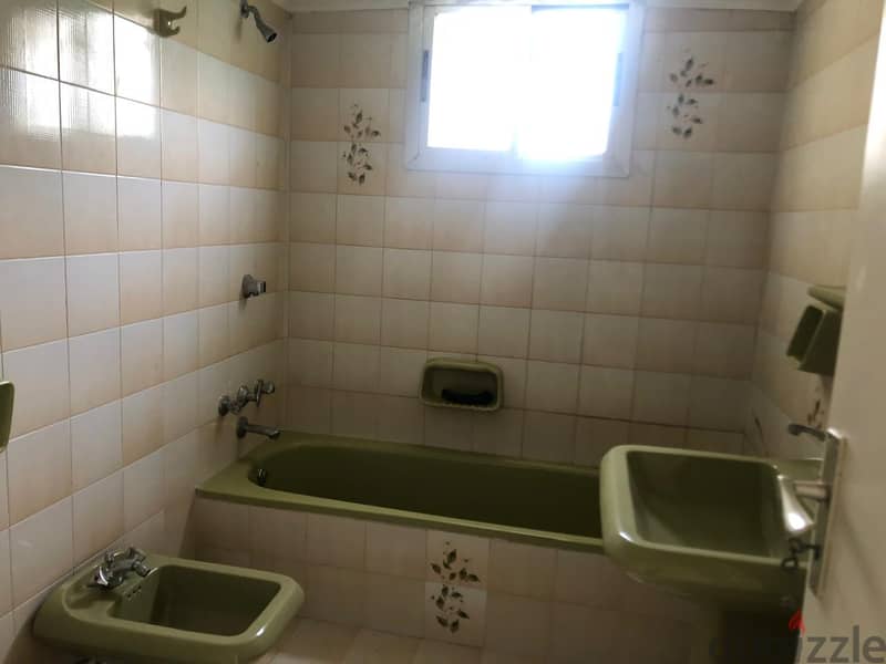 Apartment for Rent in Kornet Chehwanشقة للإيجار في قرنة شهوان 10