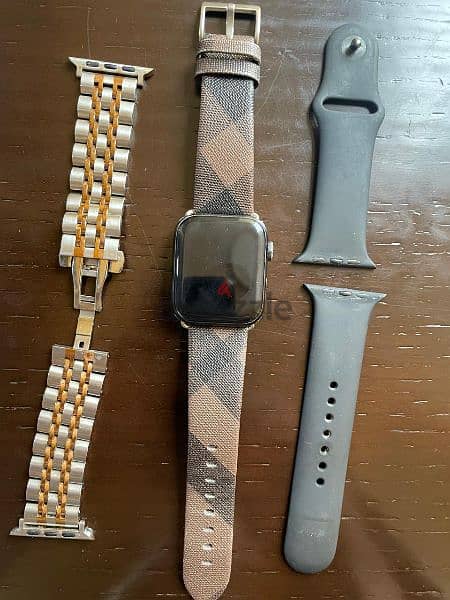 APPLE WATCH SERIE 6 + CHARGER + 2 BANDS 1
