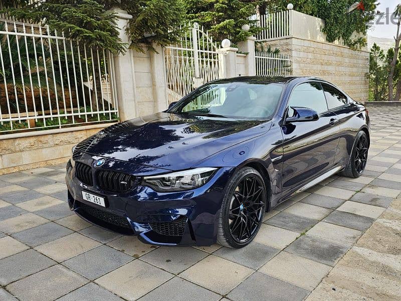 BMW M4 competition 9