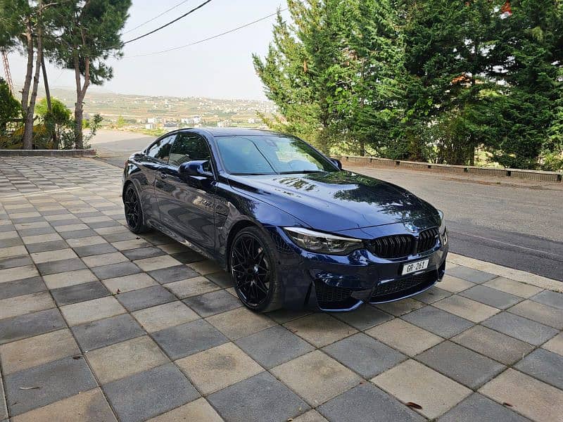 BMW M4 competition 10