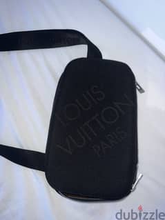 Louis Vuitton Mage Black