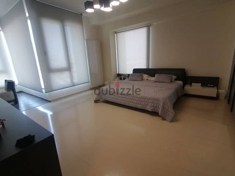 Apartment for Rent in Saifi Luxurious & Sea View/شقة للايجار في الصيفي 4