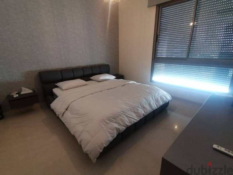 Apartment for Rent in Saifi Luxurious & Sea View/شقة للايجار في الصيفي 5
