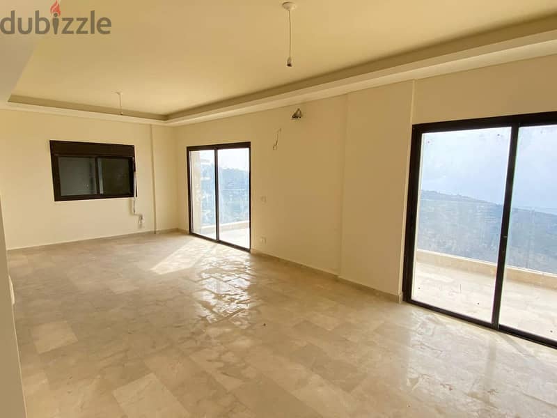 3-Bedroom Apartment with Mountain and Sea Views 1
