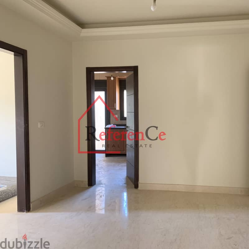 Apartment for sale in Ballouneh شقة للبيع في بلونة 3
