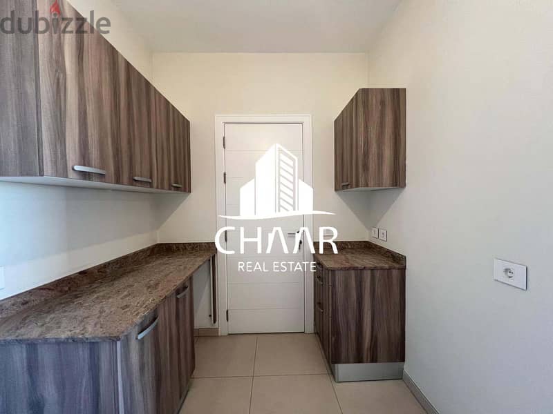 R1849 Office for Rent in Achrafieh 6
