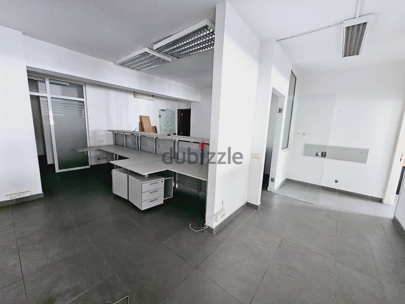 AH-HKL-212 Office For rent in Downtown Prime , 195m, 3084 $ per month 1