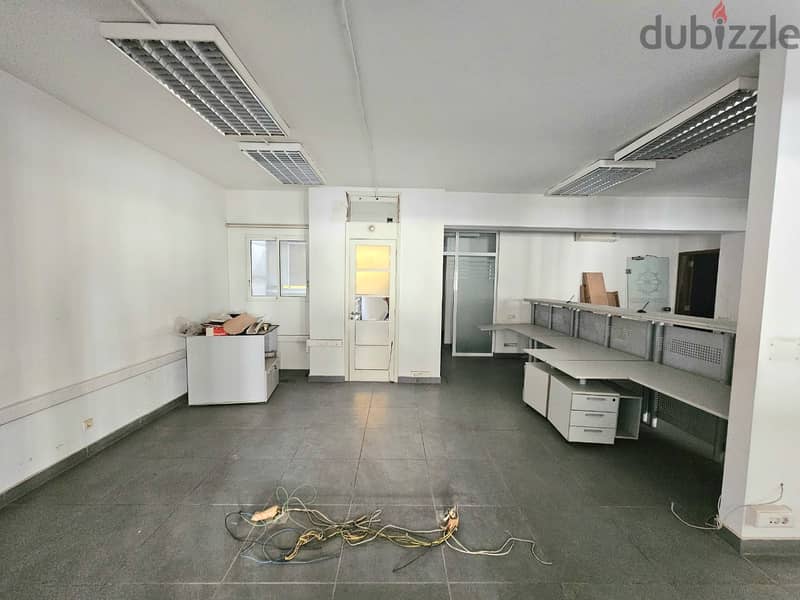AH-HKL-212 Office For rent in Downtown Prime , 195m, 3084 $ per month 6