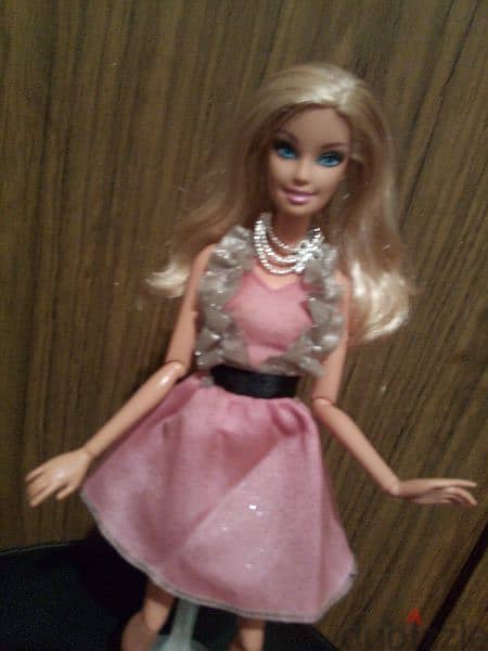 Barbie FASHIONISTA SWAPPIN STYLES GLAM Mattel11 Great Articulated doll 1
