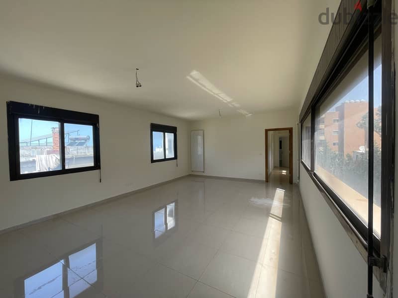 Beit El Chaar | Brand New 135m² | 2 Underground Parkings | 2 Balconies 3