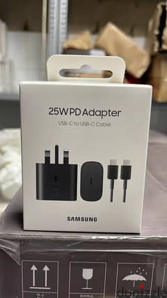 Samsung 25w pd power adapter 3 pin black with cable