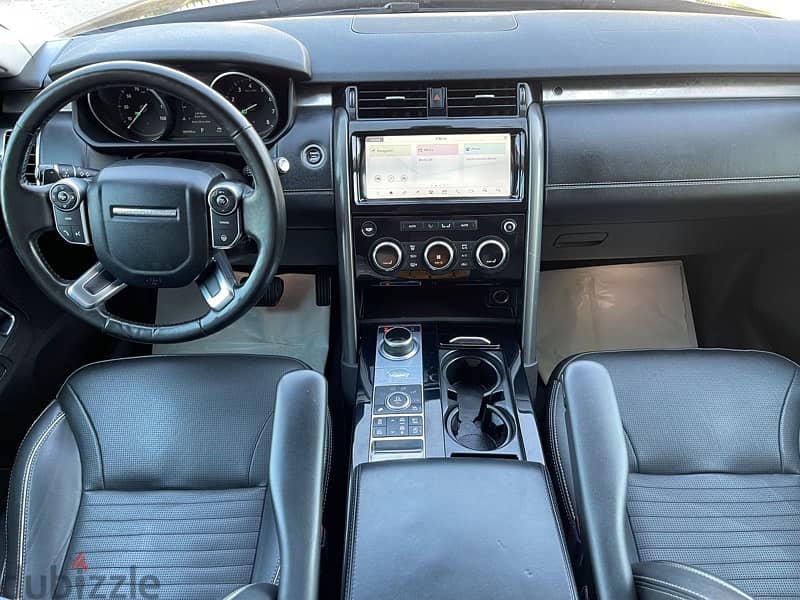 Land Rover  discovery 2017 4