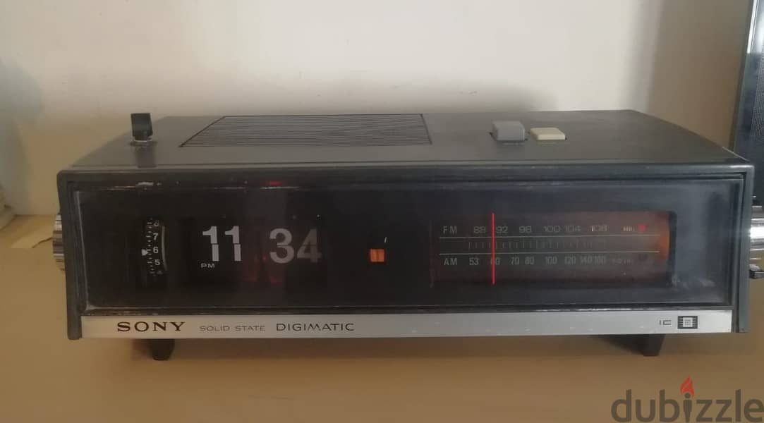 Vintage  1973 Sony Solid State  Digimatic Japan Flip Clock tuner Alarm 3