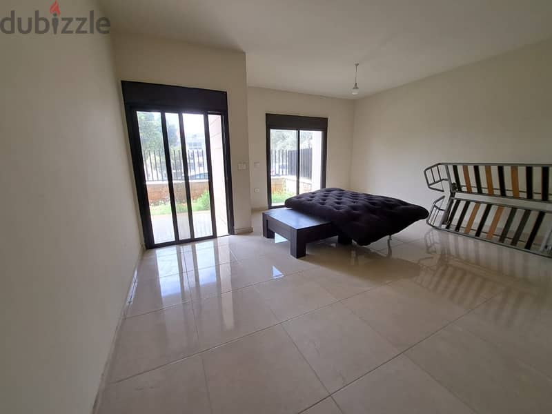 3 bedrooms apartment + terrace in Ballouneh for sale 2
