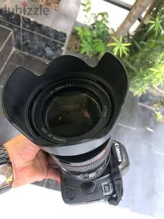 camera Canon 5D mark IV lens 24-105