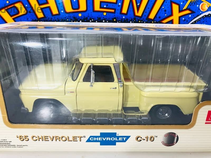1/18 diecast Pick-Up Chevrolet C-10 + 1/18 Woody Trailer 14