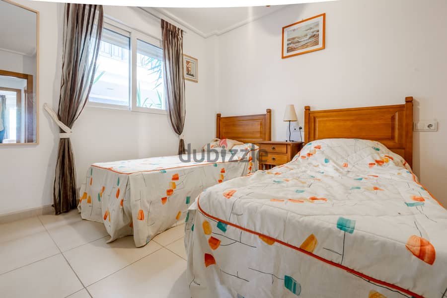 Spain Murcia ground floor furnished apartment with garden MSR-AA3704LT 7